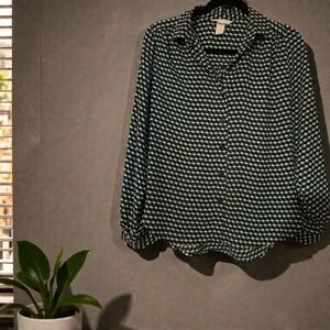 H&M Black and White Geometric Button Down Shirt